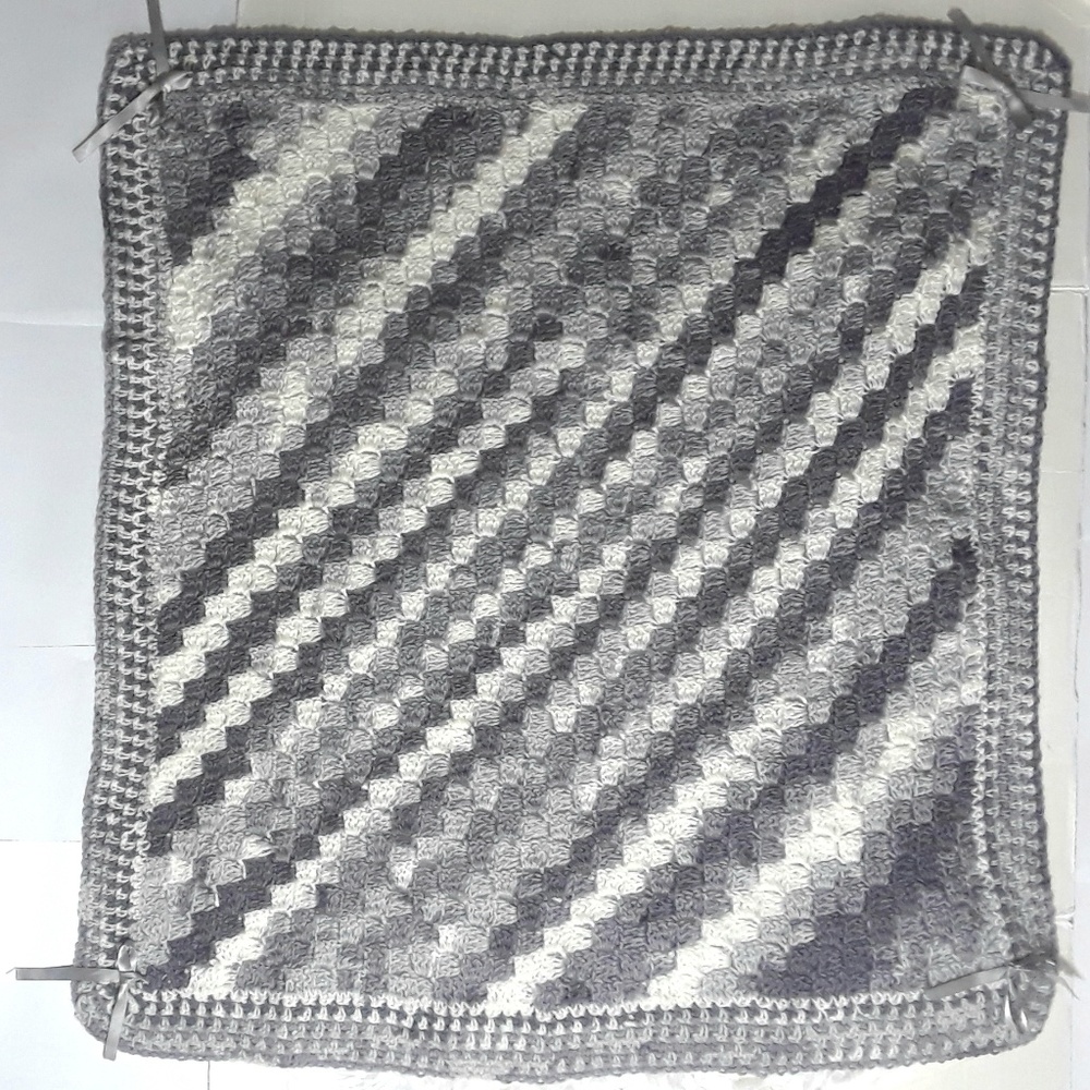 Yaw 2 Crafty Crocheted C To C Bow Accent  Stoller